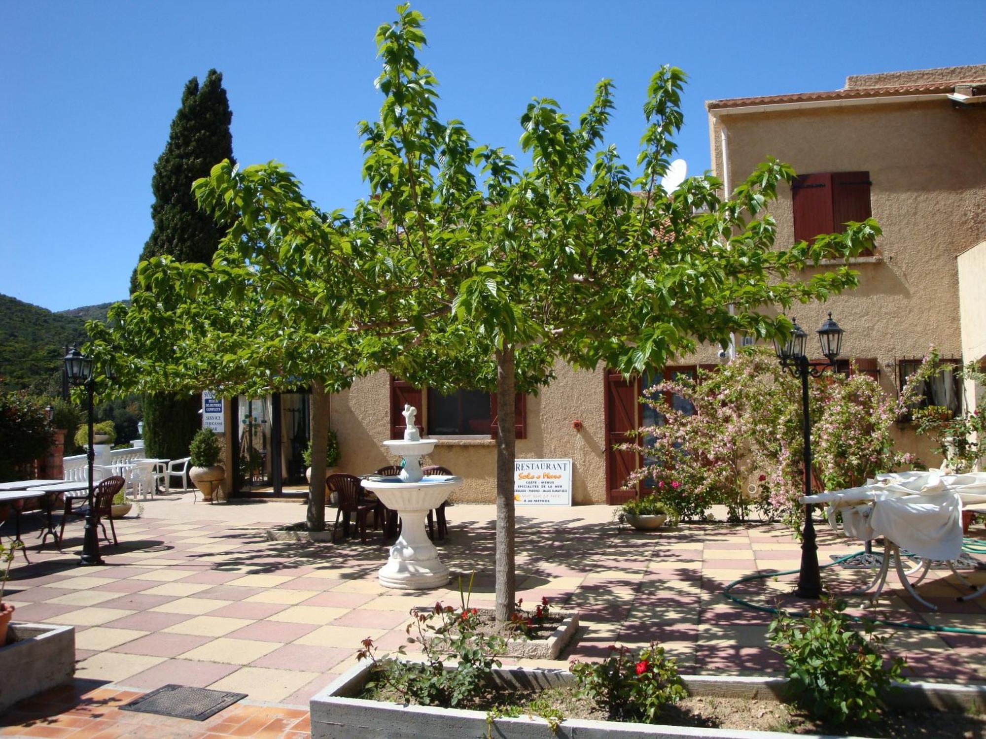 Sole E Mare Hotel Galeria  Exterior photo